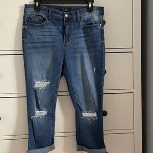 Judy Blue distressed capris